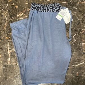 Como Blu women's lounge joggers in a slate blue color